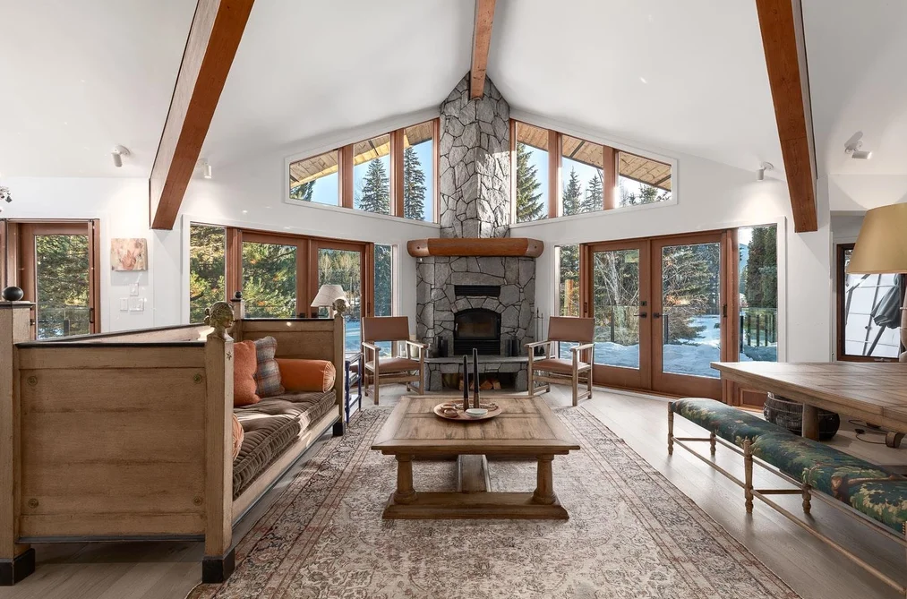 8162 MUIRFIELD CRESCENT, Whistler BC V8E 1J7, Whistler BC — Residential for Sale - Photo 3