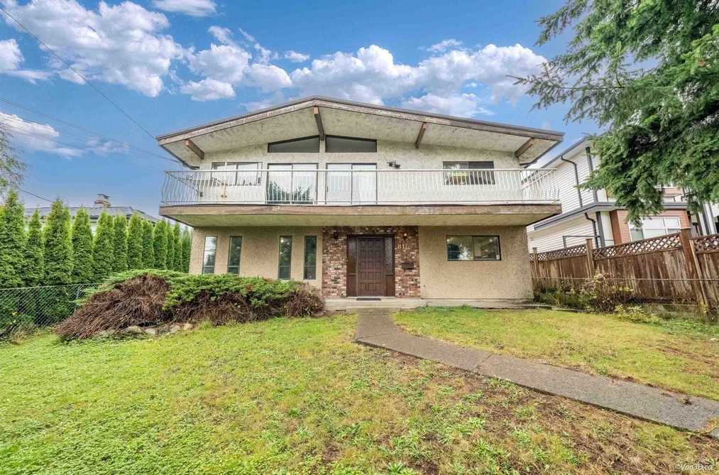 House for sale at 8167 10th Avenue Burnaby British Columbia - MLS: R3079220