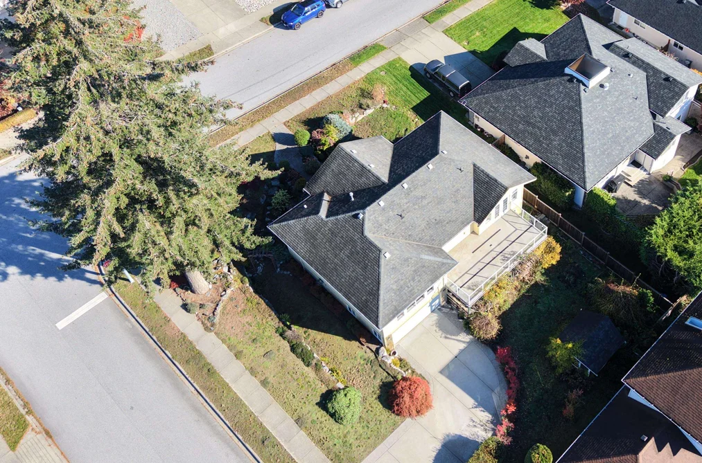 817 Aurora Way, Gibsons, BC - House for Sale - Photo 11 of 38