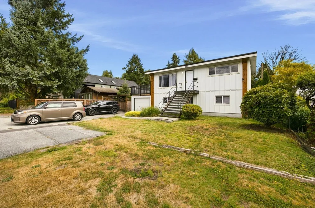 817 Greene Street, Coquitlam, BC - MLS: R3164792 - Photo 4 817 Greene Street, Coquitlam, BC - MLS: R3164792 - Photo 4