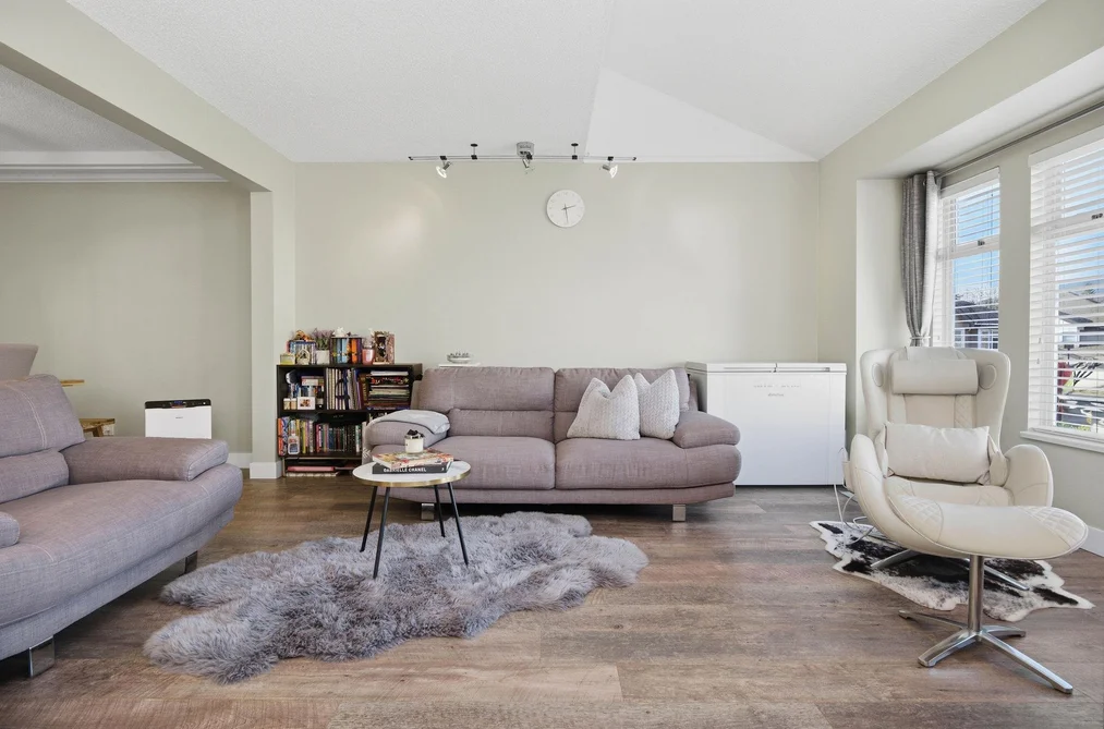 817 ROCHE POINT DRIVE, North Vancouver BC V7H 2W3, North Vancouver BC — Residential for Sale - Photo 3