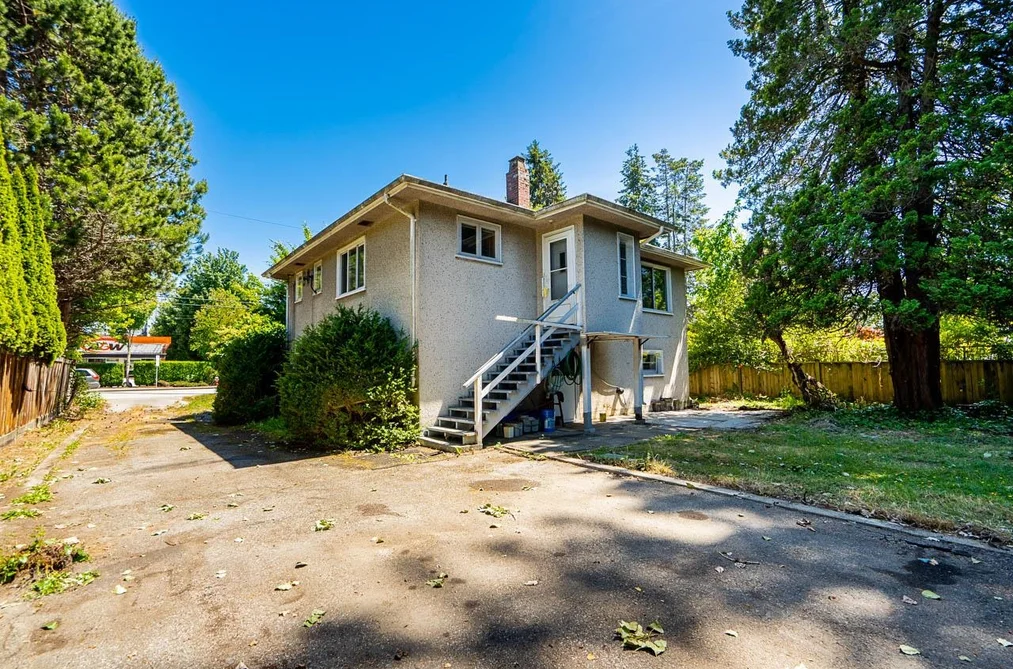 8171 GARDEN CITY ROAD, Richmond, BC — Residential for Sale — Photo 18 of 40