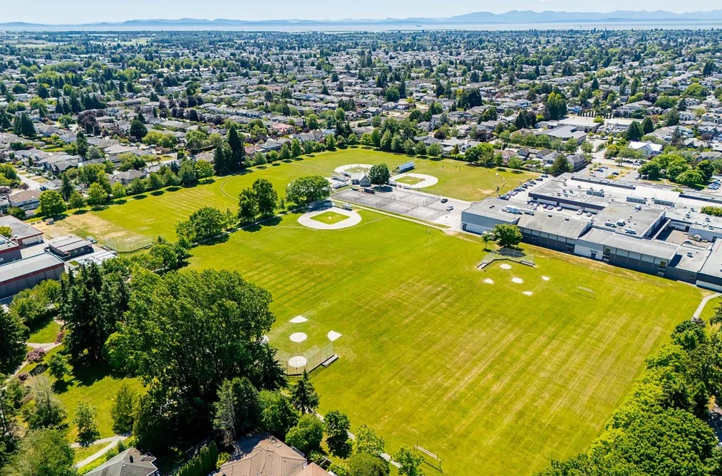 8171 GARDEN CITY ROAD, Richmond, BC — Residential for Sale — Photo 30 of 40