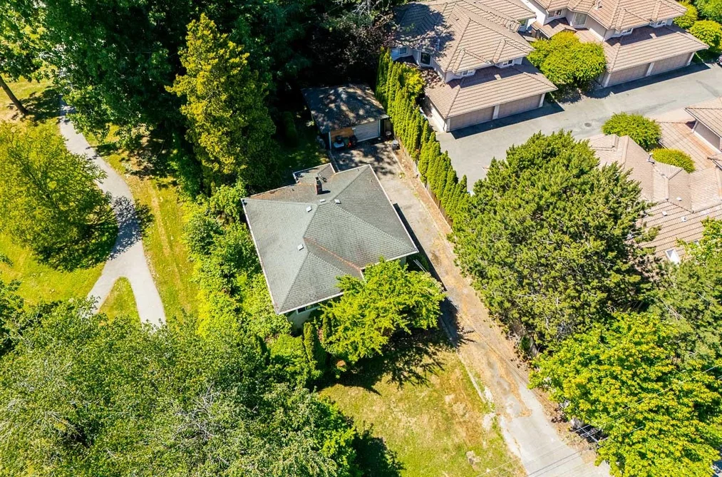 8171 GARDEN CITY ROAD, Richmond, BC — Residential for Sale — Photo 9 of 40