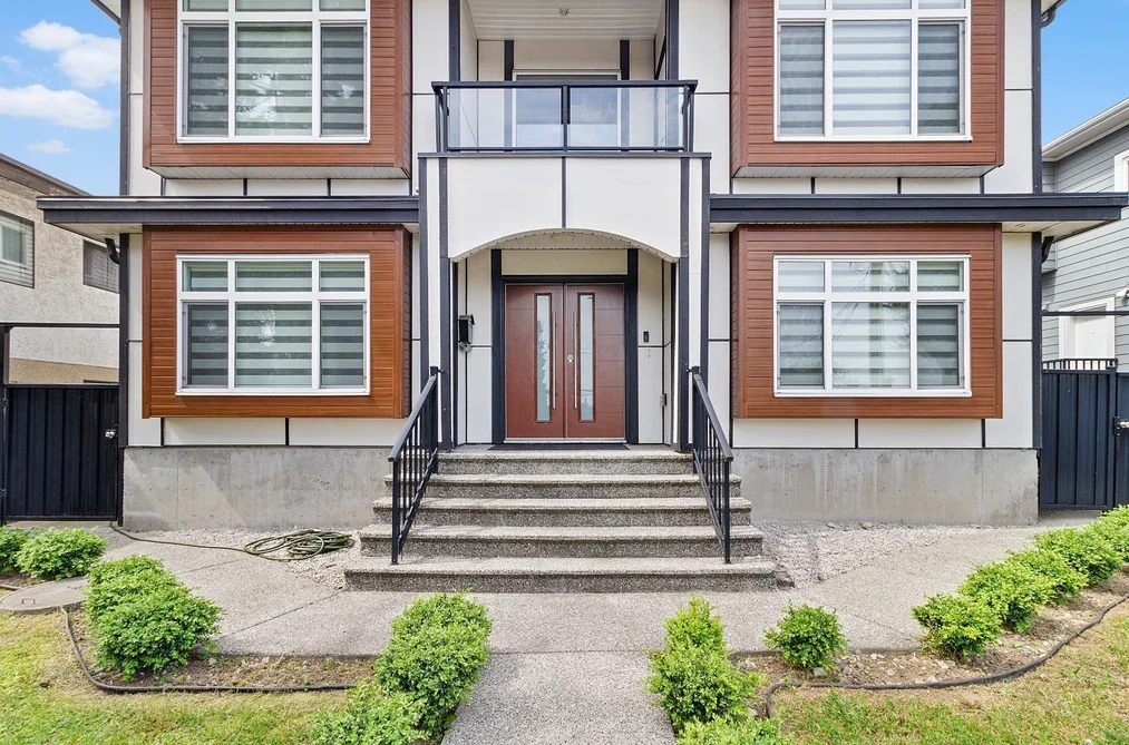 8175 10TH AVENUE, Burnaby BC V3N 2S5, Burnaby BC — Residential for Sale - Photo 2