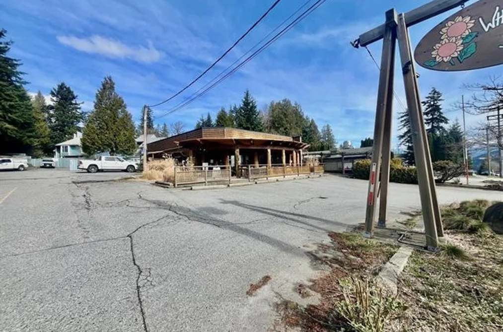 818 GIBSONS WAY, Gibsons BC V0N 1V7, Gibsons BC — Residential for Sale - Photo 4