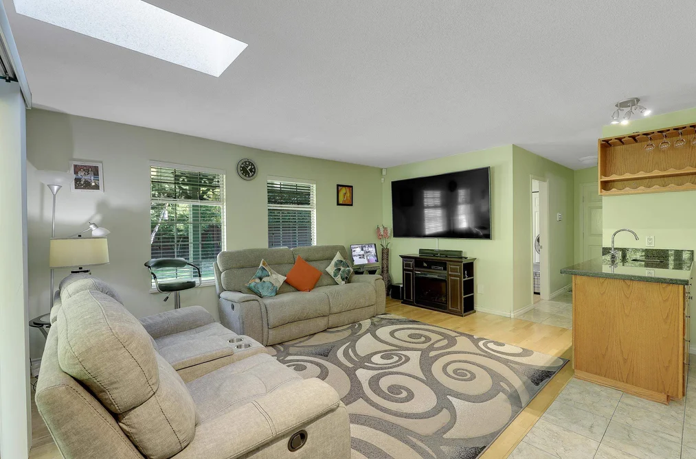 8182 140B Street, Surrey, BC - MLS: R3162552 - Photo 13 8182 140B Street, Surrey, BC - MLS: R3162552 - Photo 13
