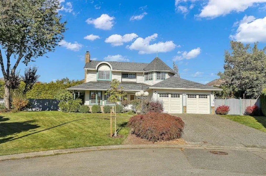8182 140B Street, Surrey, BC - MLS: R3162552 - Photo 4 8182 140B Street, Surrey, BC - MLS: R3162552 - Photo 4