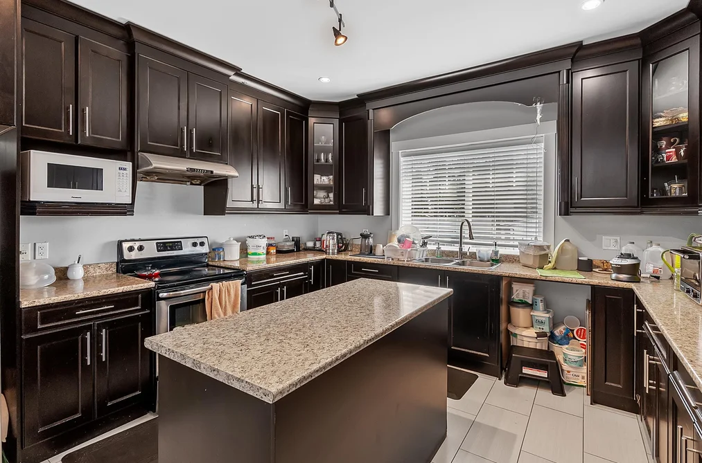 819 CLEARBROOK ROAD, Abbotsford BC V2T 5X2, Abbotsford BC — Residential for Sale - Photo 4