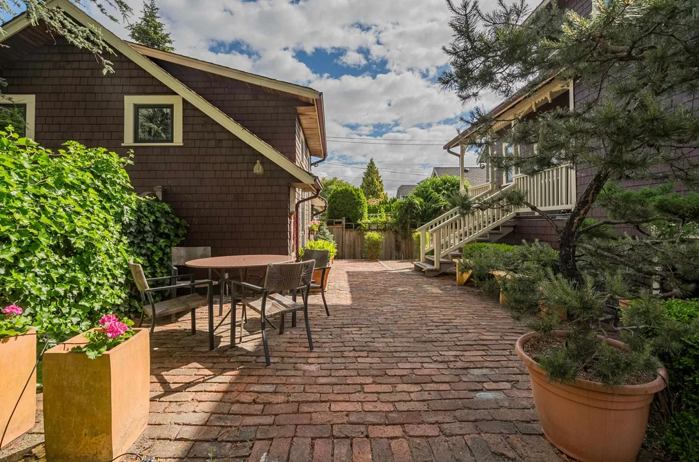 819 EIGHTH AVENUE, New Westminster, BC — Residential for Sale — Photo 35 of 40