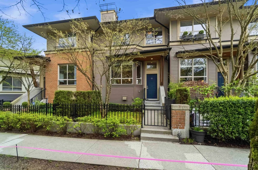 Townhouse for sale at 82 100 Klahanie Drive Port Moody British Columbia - MLS: R3126727