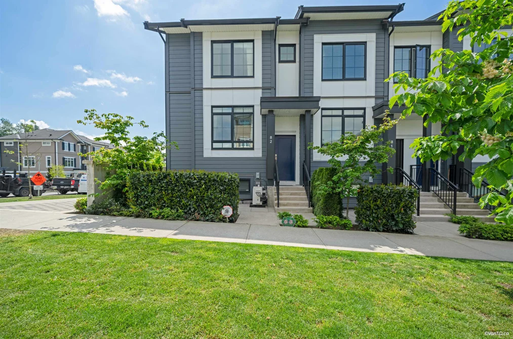 Townhouse for sale at 82 2075 Oak Meadows Drive Surrey British Columbia - MLS: R3122324