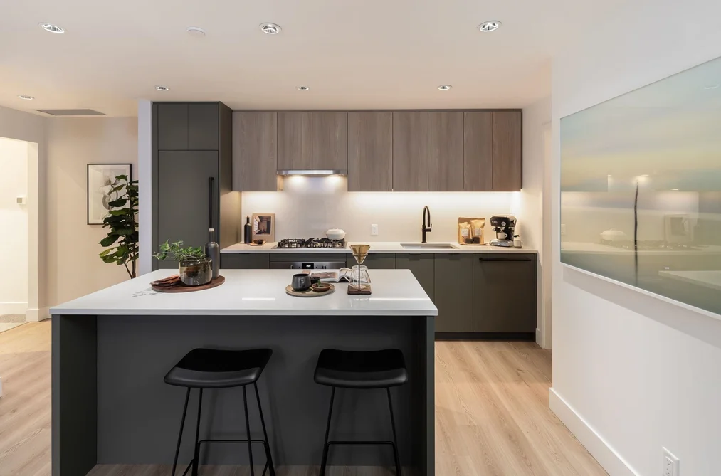 Condo for sale at 820 8633 River District Crossing Vancouver British Columbia - MLS: R3123747
