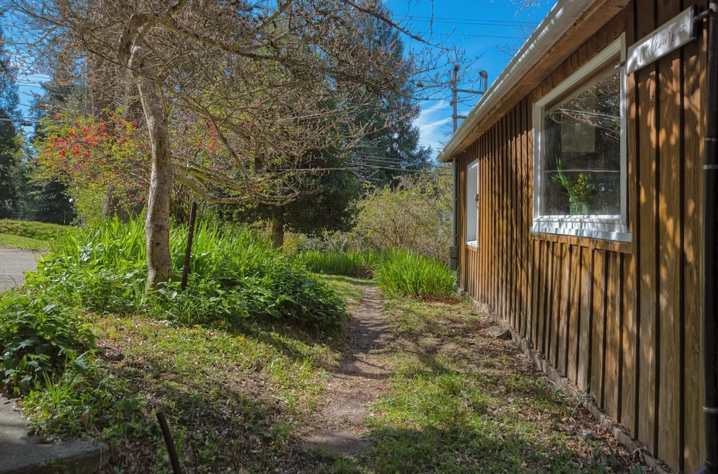 8200 REDROOFFS ROAD, Halfmoon Bay BC V7Z 1E2, Halfmoon Bay BC — Residential for Sale - Photo 5