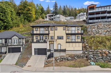8204 Harvest Pl, Chilliwack, BC - MLS: R3129097