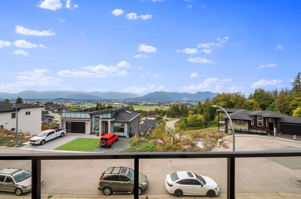 8204 HARVEST PLACE, Chilliwack BC V4Z 0E4, Chilliwack BC — Residential for Sale - Photo 3