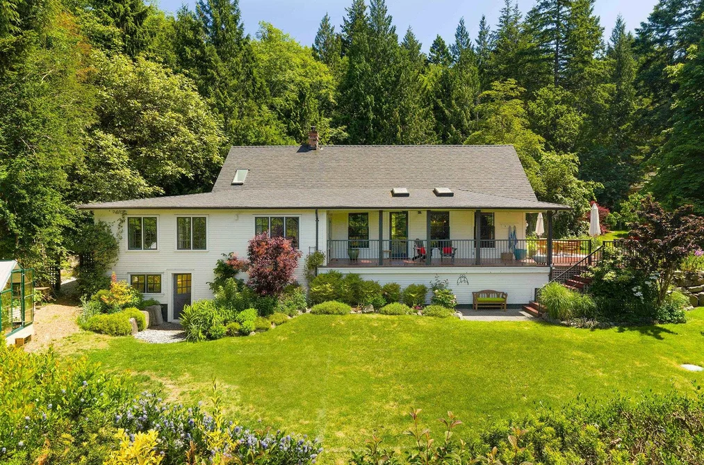 822 CAPTAINS WAY, Bowen Island BC V0N 1G2, Bowen Island BC — Residential for Sale - Photo 2