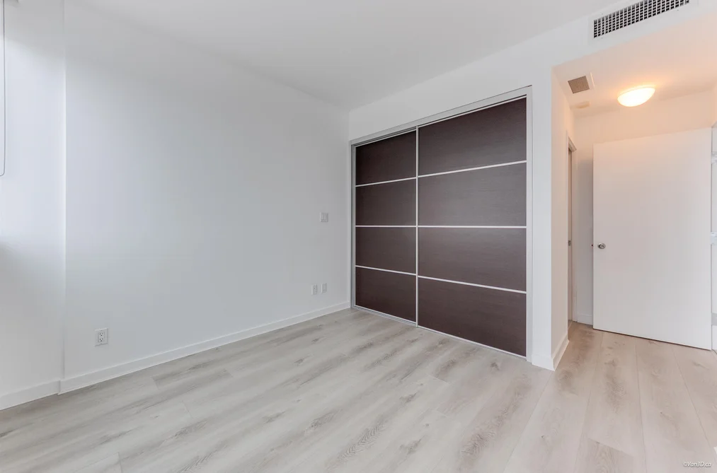 823 8080 CAMBIE ROAD, Richmond, BC — Residential for Sale — Photo 11 of 26