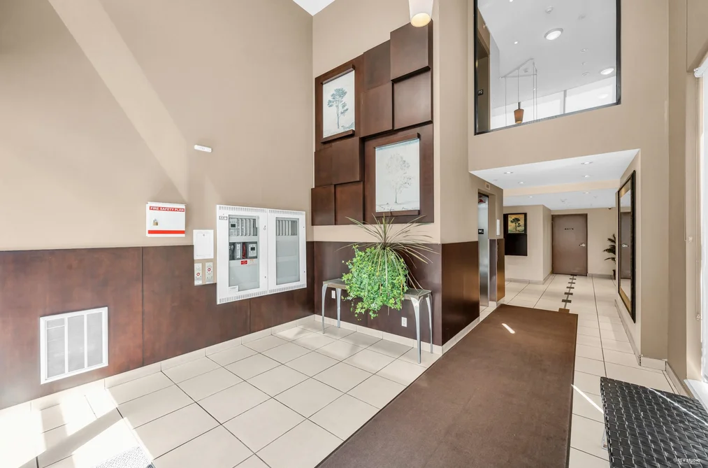 824 7831 WESTMINSTER HIGHWAY, Richmond BC V6X 4J4, Richmond BC — Residential for Sale - Photo 2