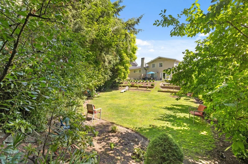 8240 MANSON DRIVE, Burnaby BC V5A 2C2, Burnaby BC — Residential for Sale - Photo 2
