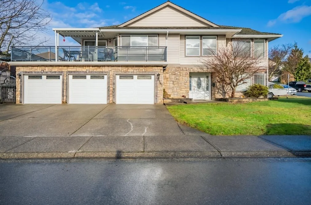 House for sale at 8247 Bowyer Drive Mission British Columbia - MLS: R3079599