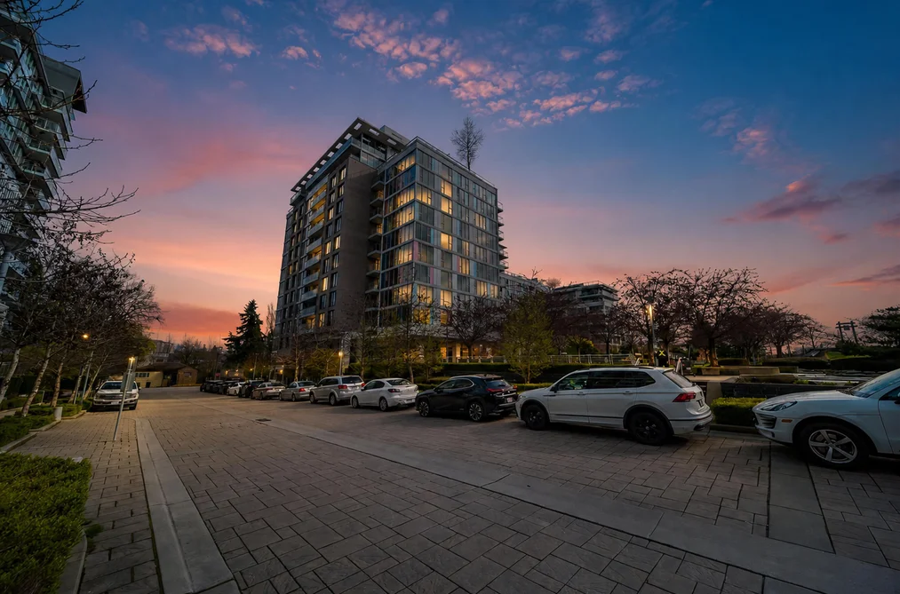 Condo for sale at 825 8988 Patterson Road Richmond British Columbia - MLS: R3157628