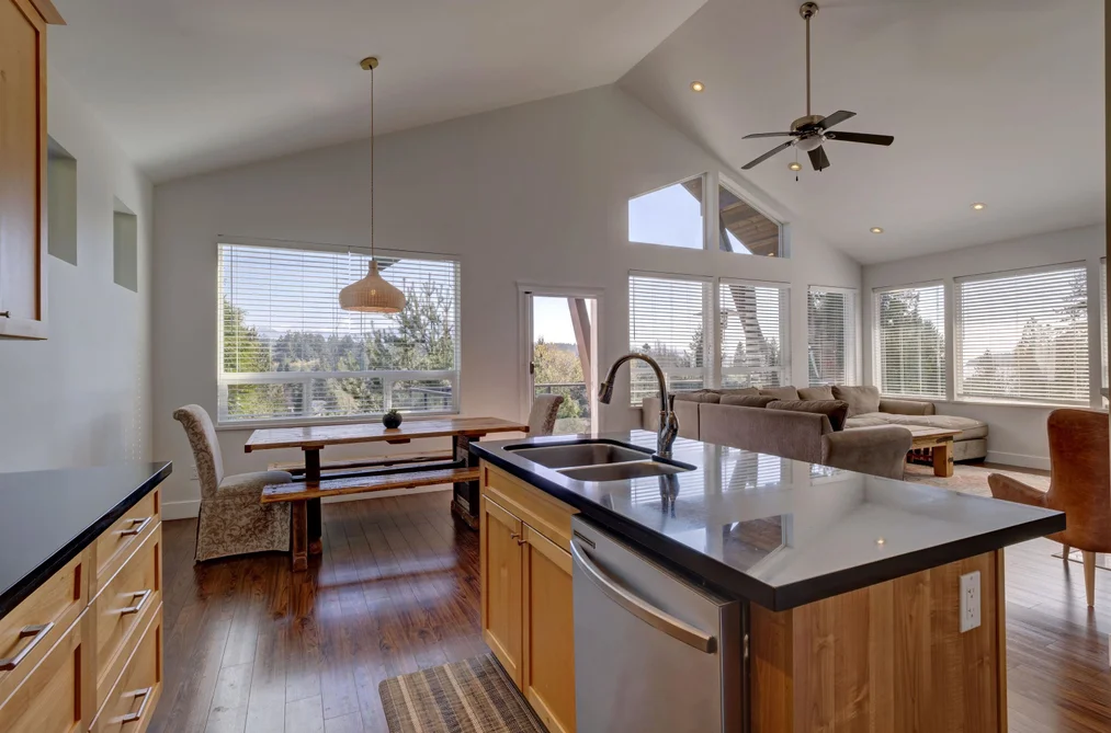 825 BAYVIEW HEIGHTS ROAD, Gibsons BC V0N 1V8, Gibsons BC — Residential for Sale - Photo 5