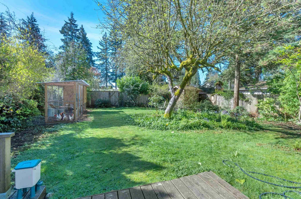 825 W 20TH STREET, North Vancouver BC V7P 2B5, North Vancouver BC — Residential for Sale - Photo 2
