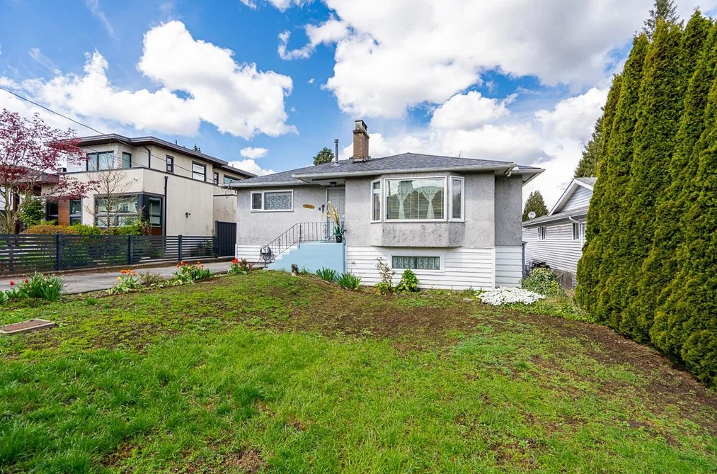 8255 18TH AVENUE, Burnaby BC V3N 1K4, Burnaby BC — Residential for Sale - Photo 4