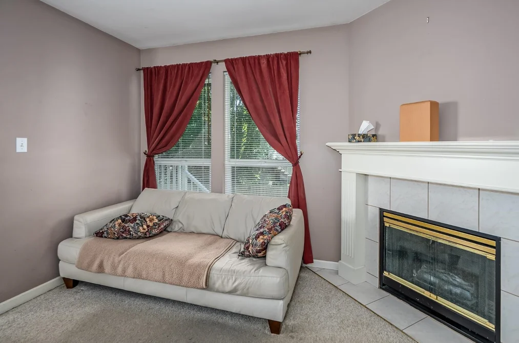 8258 WHARTON PLACE, Mission BC V2V 7A4, Mission BC — Residential for Sale — Photo 12 of 40