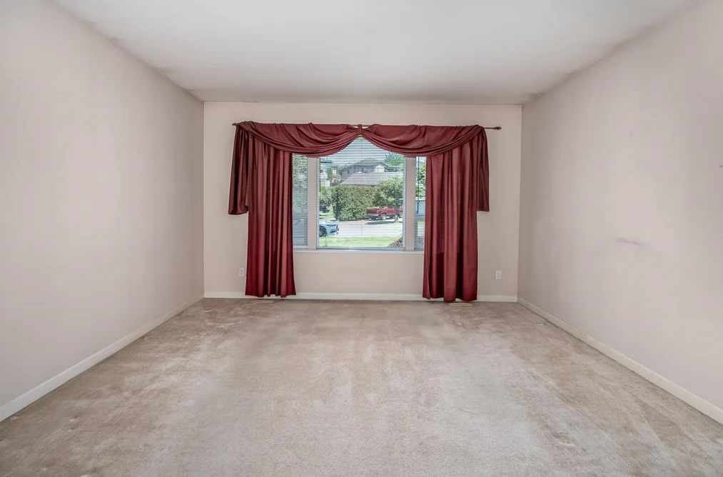 8258 WHARTON PLACE, Mission BC V2V 7A4, Mission BC — Residential for Sale — Photo 16 of 40