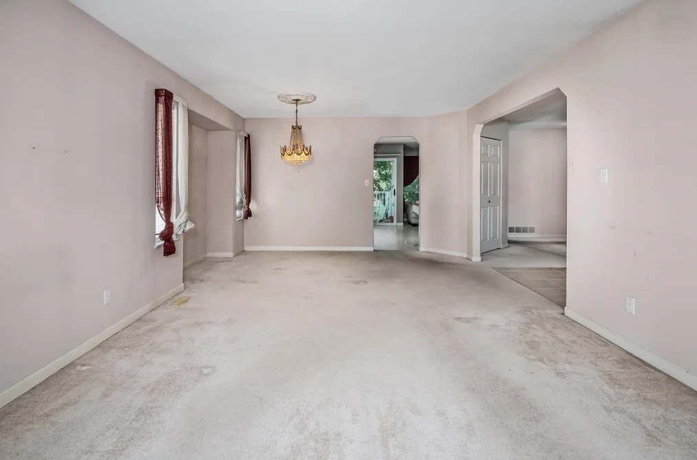 8258 WHARTON PLACE, Mission BC V2V 7A4, Mission BC — Residential for Sale — Photo 19 of 40