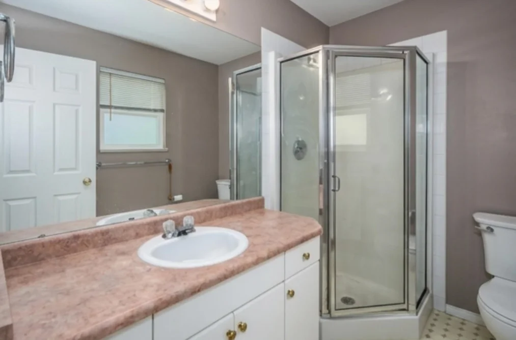 8258 WHARTON PLACE, Mission BC V2V 7A4, Mission BC — Residential for Sale — Photo 22 of 40