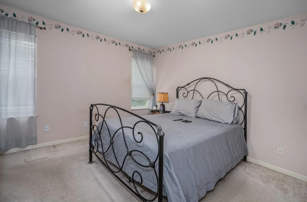 8258 WHARTON PLACE, Mission BC V2V 7A4, Mission BC — Residential for Sale — Photo 25 of 40
