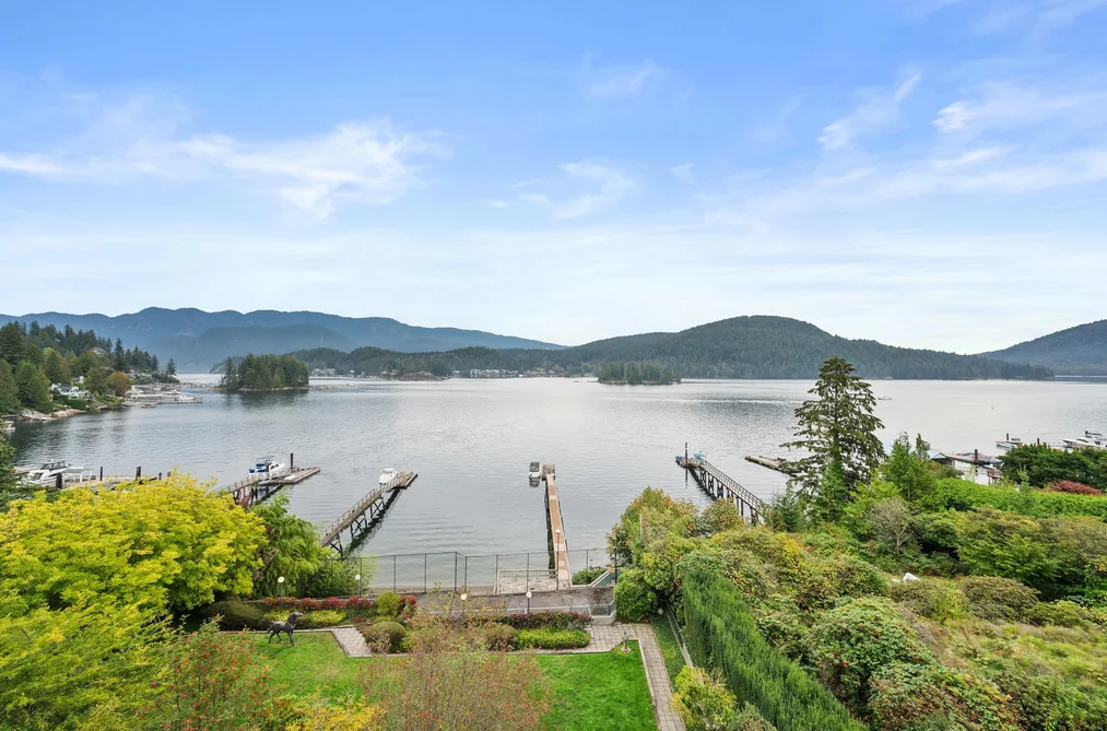 828 Beachview Dr, North Vancouver, BC - MLS: R3046935