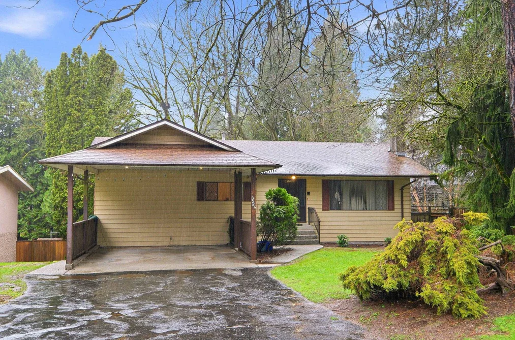 House for sale at 8285 Burnlake Drive Burnaby British Columbia - MLS: R3110397