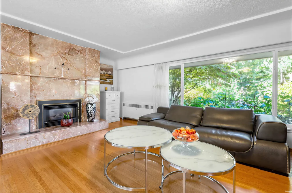 8295 ANGUS DRIVE, Vancouver BC V6P 5L1, Vancouver BC — Residential for Sale - Photo 2