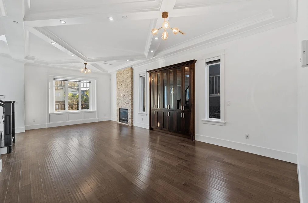 831 E KING EDWARD AVENUE, Vancouver BC V5V 2E5, Vancouver BC — Residential for Sale - Photo 2
