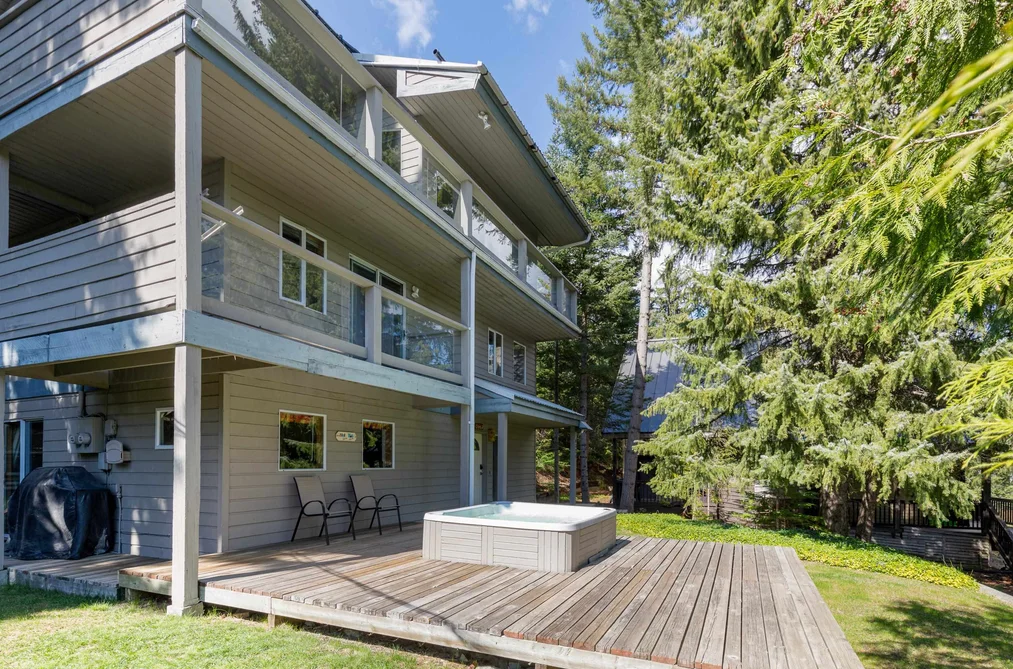 House for sale at 8325 Rainbow Drive Whistler British Columbia - MLS: R3120646