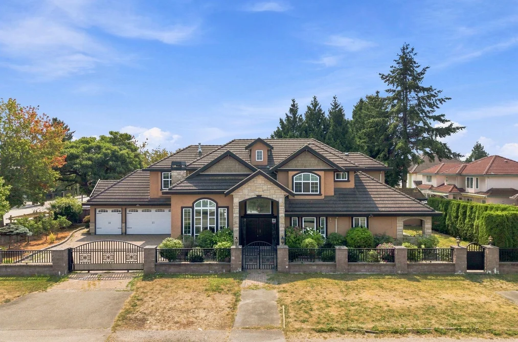 House for sale at 8328 Bowcock Road Richmond British Columbia - MLS: R3158395