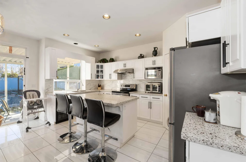 8330 168 STREET, Surrey BC V4N 4T7, Surrey BC — Residential for Sale — Photo 13 of 36