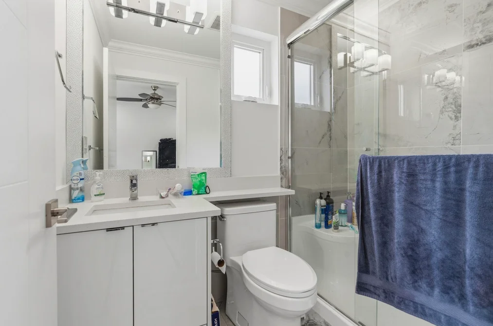 8348 12TH AVENUE, Burnaby, BC — Residential for Sale — Photo 14 of 24