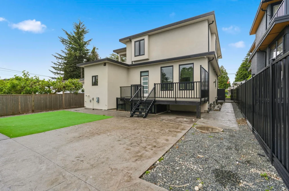 8348 12TH AVENUE, Burnaby, BC — Residential for Sale — Photo 20 of 24