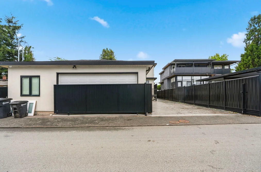 8348 12TH AVENUE, Burnaby, BC — Residential for Sale — Photo 23 of 24