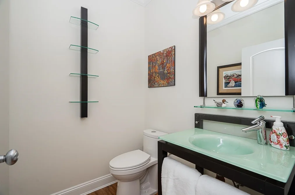 8348 167A Street, Surrey, BC - House for Sale - Photo 13 of 33 8348 167A Street, Surrey, BC - House for Sale - Photo 13 of 33