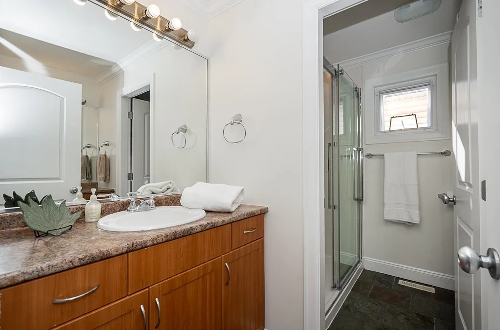 8348 167A Street, Surrey, BC - House for Sale - Photo 21 of 33 8348 167A Street, Surrey, BC - House for Sale - Photo 21 of 33