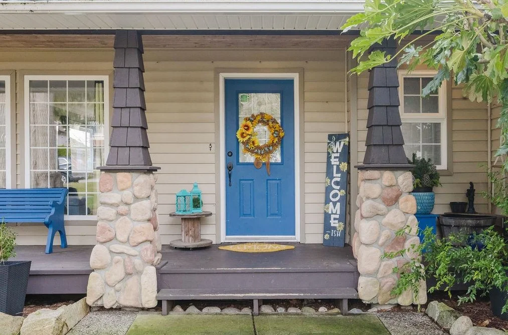 835 AURORA WAY, Gibsons BC V0N 1V9, Gibsons BC — Residential for Sale - Photo 2