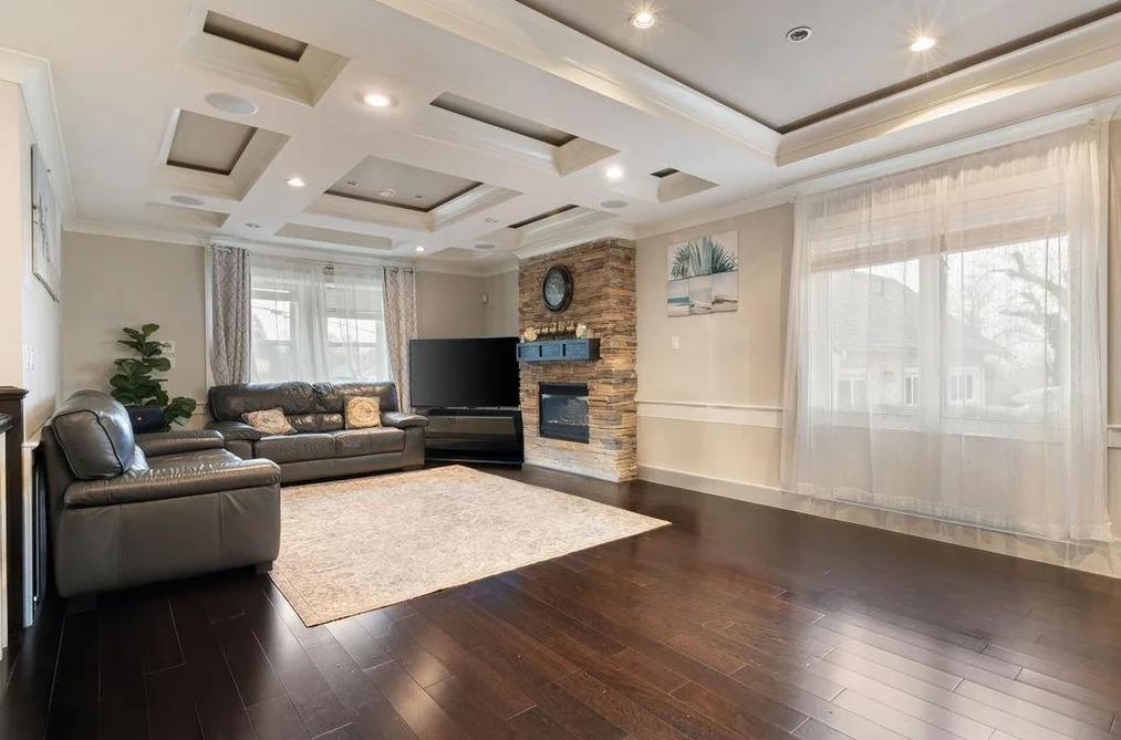 Half Duplex for sale at 8363 Victoria Drive Vancouver British Columbia - MLS: R3113622