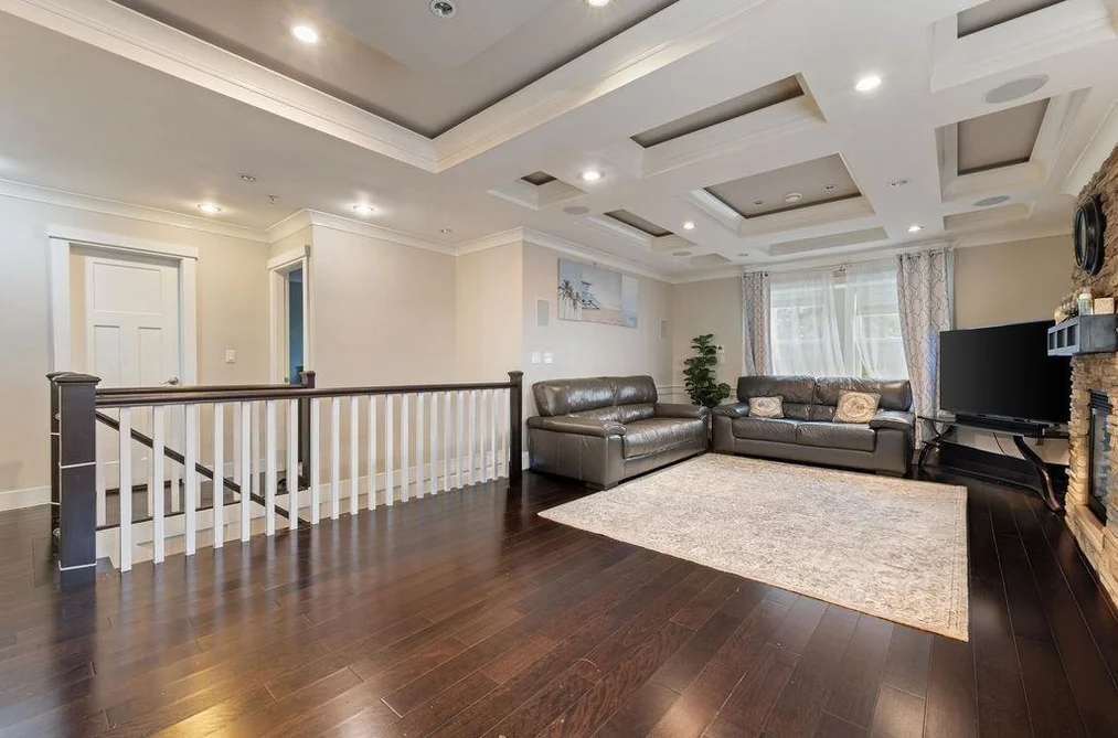 8363 VICTORIA DRIVE, Vancouver BC V5P 4A8, Vancouver BC — Residential for Sale - Photo 2