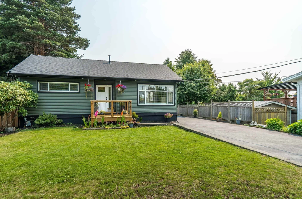House for sale at 8364 Cade Barr Street Mission British Columbia - MLS: R3153870